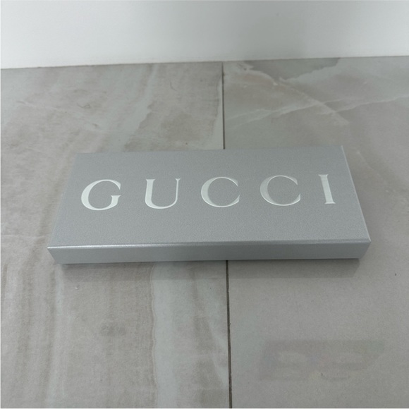Gucci Holiday Stationary - Picture 7 of 10